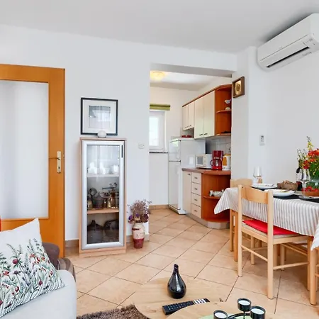 Apartman Nina By Guide Medulin